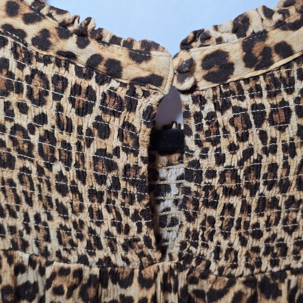 Torrid Leopard Print High Neck Flowy Short Sleeve Blouse Career Punk Elder sz 2X - Picture 4 of 8